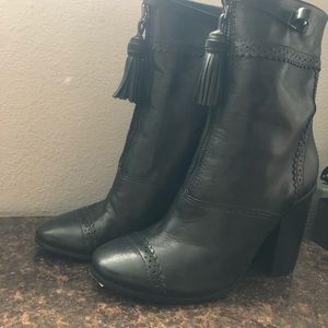 Tori Burch boots